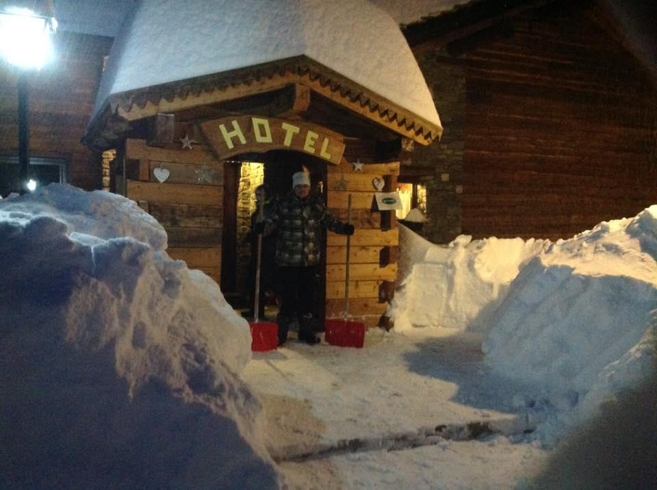 Hotel Les Granges La Thuile Eksteriør billede