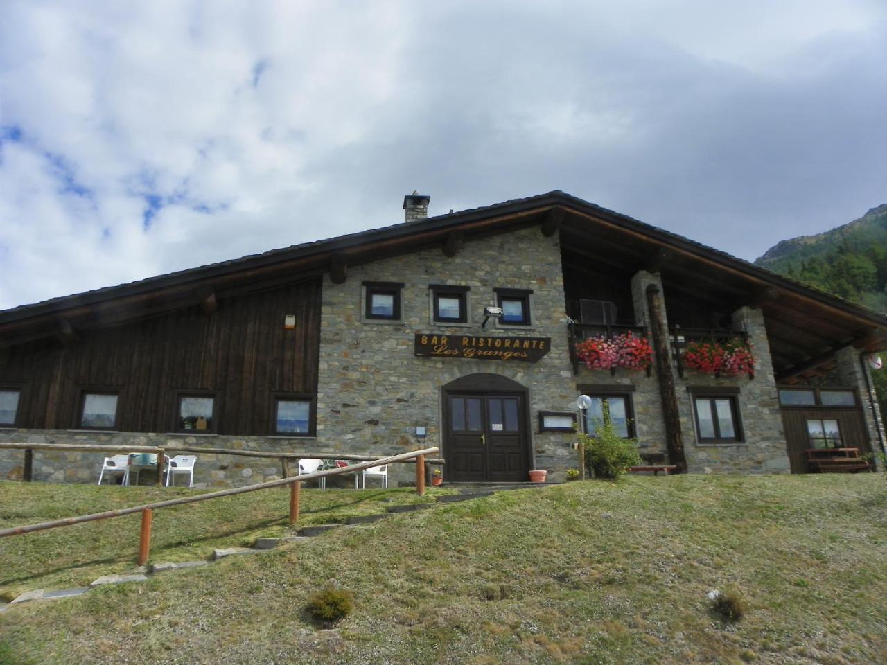 Hotel Les Granges La Thuile Eksteriør billede